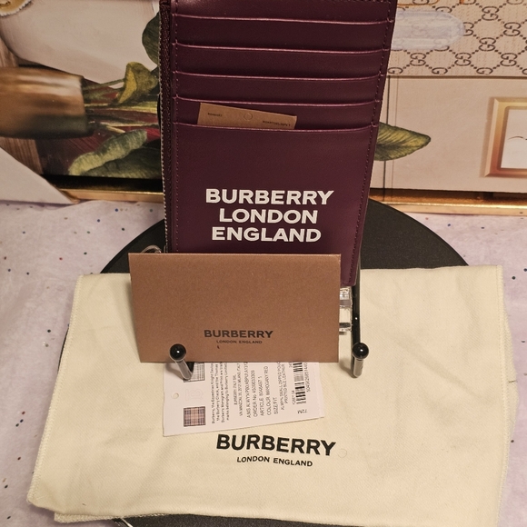 BURBERRY LONDON ENGLAND ALWYN LEATHER POUCH/CARD HOLDER - Picture 7 of 13